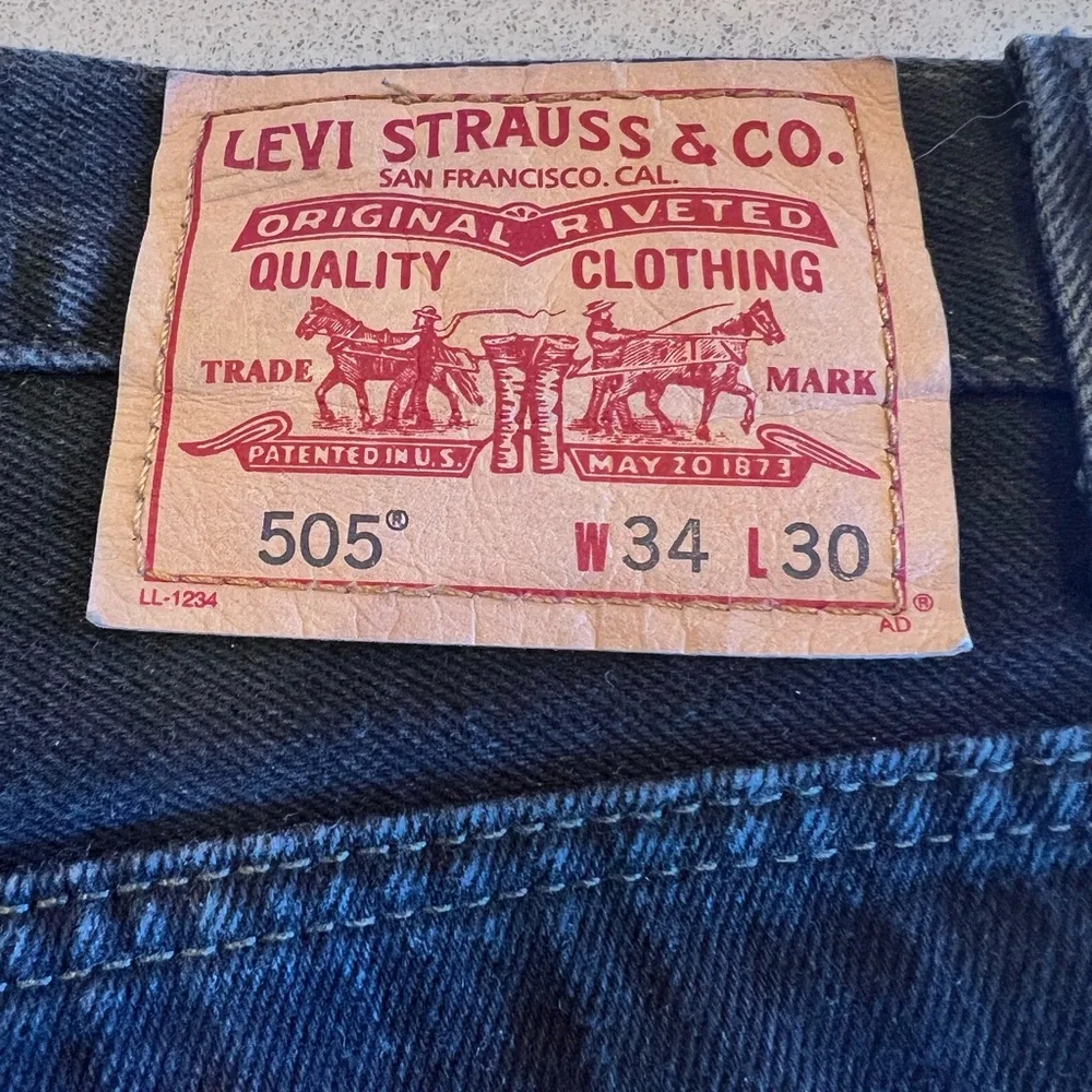 Levi's 505 Men's Black Straight Jeans Zip Fly W34 L30